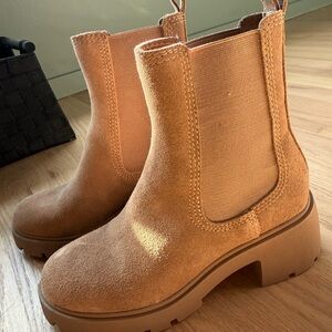Steve Madden Chunky Chelsea Boot in Tan
